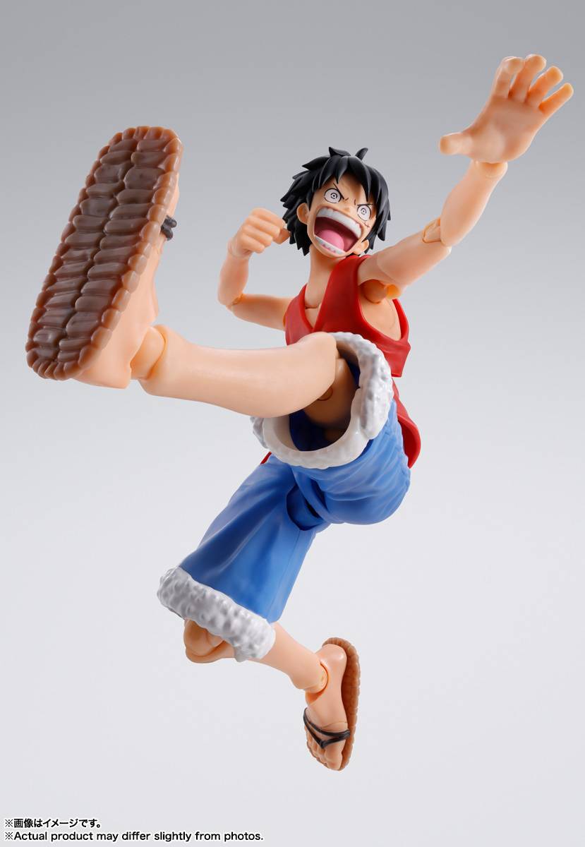 S H FIGUARTS One Piece Monkey D Luffy Romance Dawn Bandai