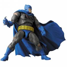 dark knight mafex