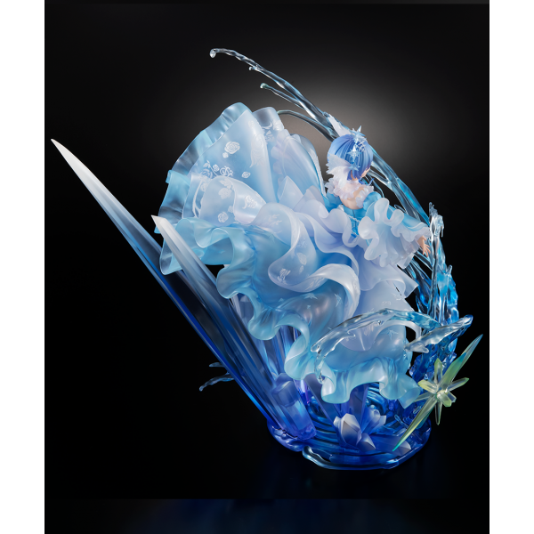 Rem Crystal Dress Ver. フィギュア レム -Crystal Dress Ver- 1/7スケールフィギュア | Shibuya