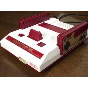   Famicom 1st Model AV Compatible [used - no package]