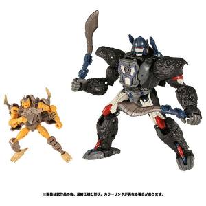 Transformers War for Cybertron WFC-19 Optimus Primal with Rattrap [Takara Tomy]
