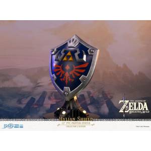 Legend of Zelda: Breath of the Wild - Hylian Shield - Collectors Edition with Led Stand [Nintendo]