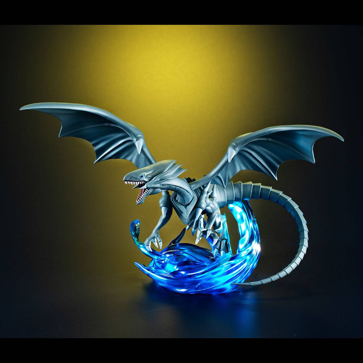 Monsters Chronicle: Yu-Gi-Oh! Duel Monsters - Blue-Eyes White Dragon - LIMITED EDITION [Me...