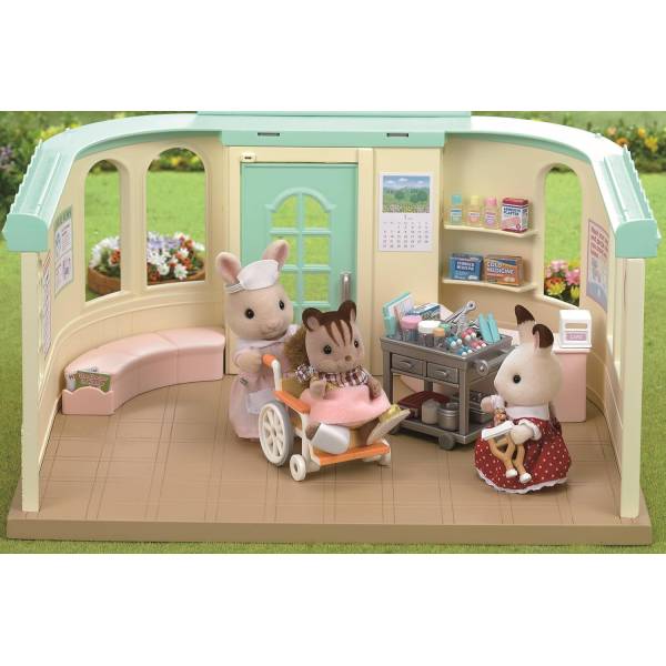 Sylvanian Families: Country Nurse Set [Epoch] - Nin-Nin-Game.com