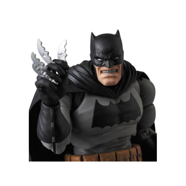 アメコミ MAFEX BATMAN The Dark Knight Returns Amazon.com: The Dark Knight Returns: Batman & Horse MAFEX