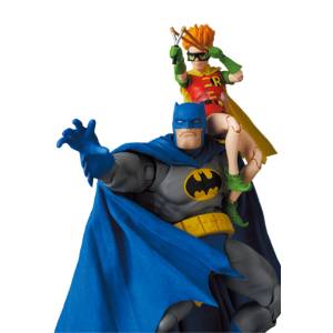 MAFEX (No.139): Batman: The Dark Knight Returns - Batman & Robin