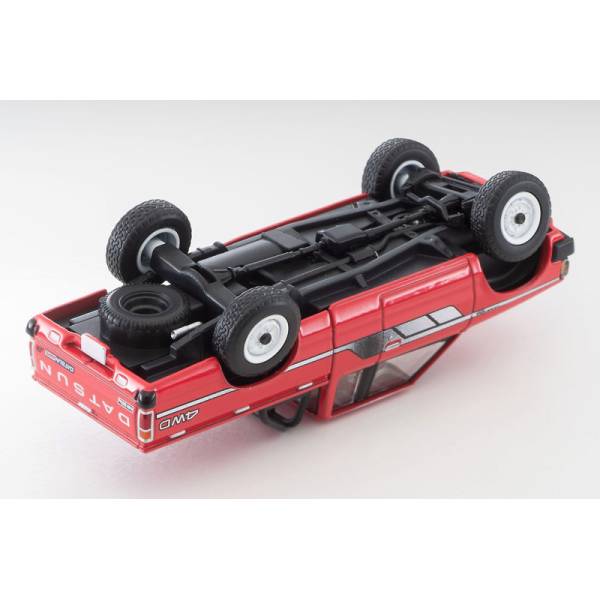 Tomica Limited Vintage Neo: LV-N320b Datsun Truck 4WD King