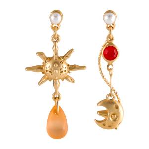 Pokemon: Earrings - 98 - Solrock & Lunatone [The Pokemon Company]