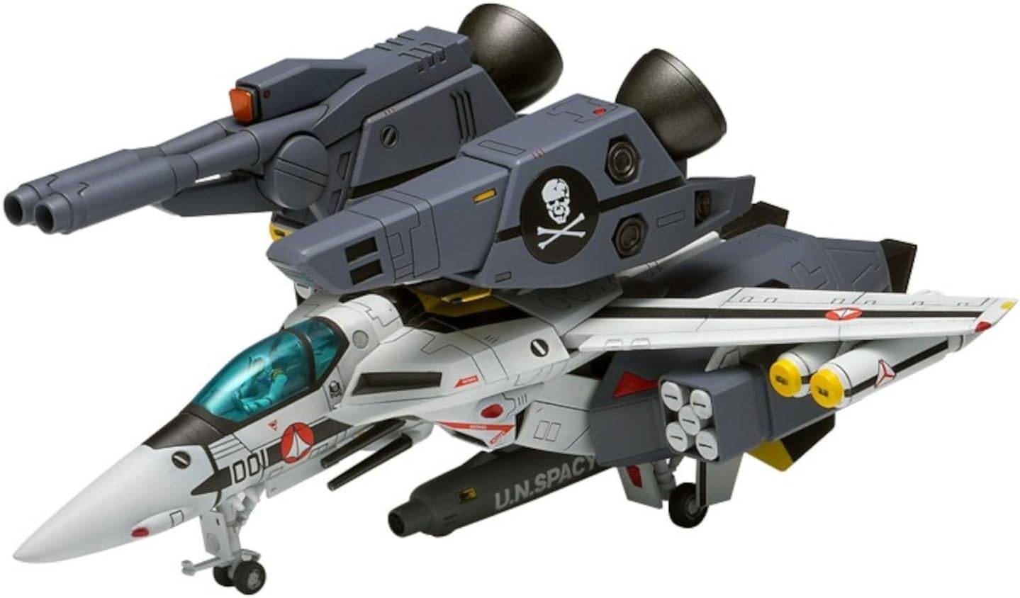 Macross: Do You Remember Love? - VF-1S Strike Valkyrie - Fighter Mode (Hikaru Ichijo/Roy Focker Custom Ver.) 1/100 [Wave]