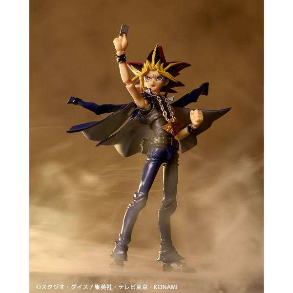 revoltech-yu-gi-oh-yami-yugi-