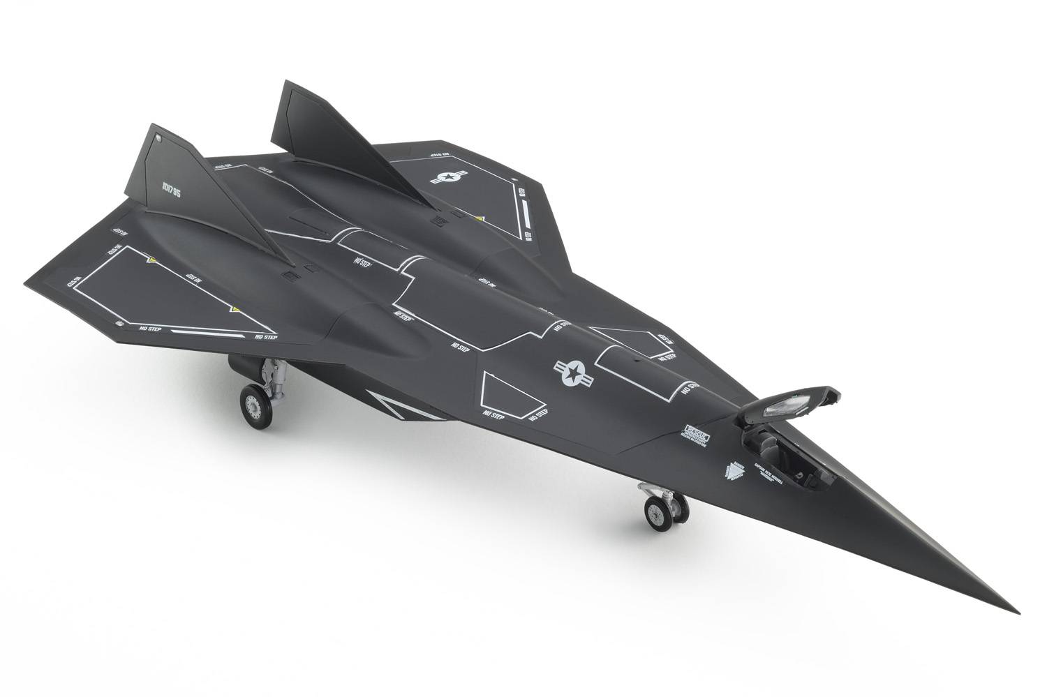 Top Gun Maverick: Lockheed Martin Darkstar 1/72 (Plastic Model) [Bellfine]