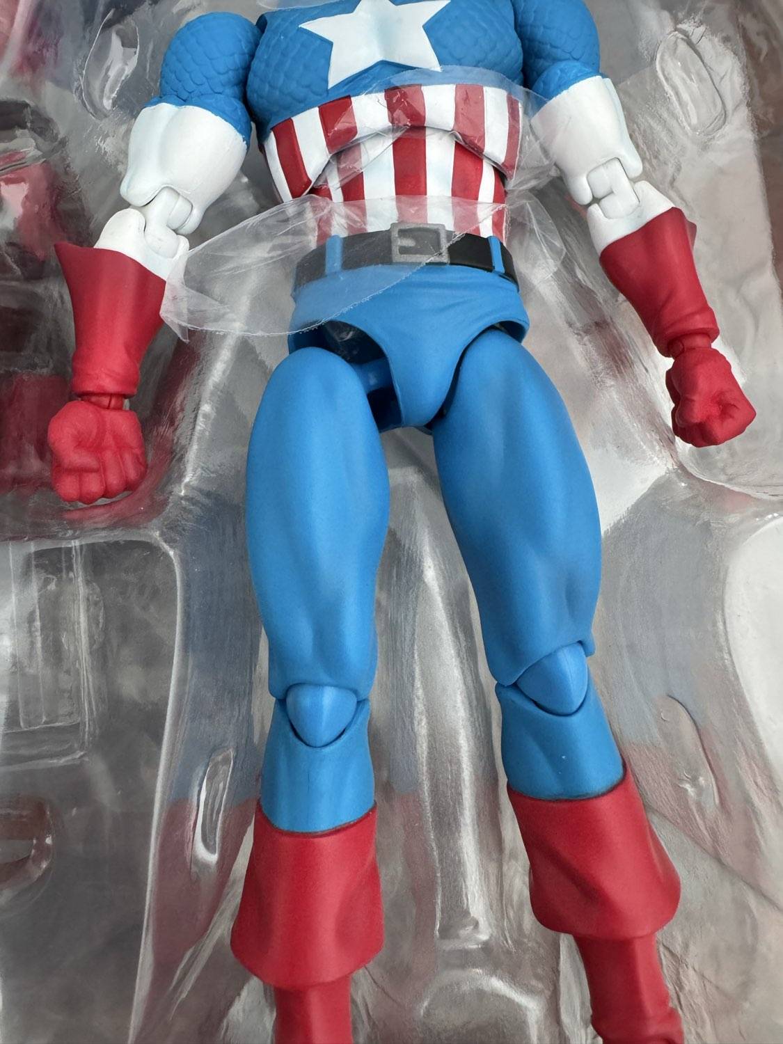 Damaged Figure] MAFEX (No.217): MARVEL - Captain America (Comics
