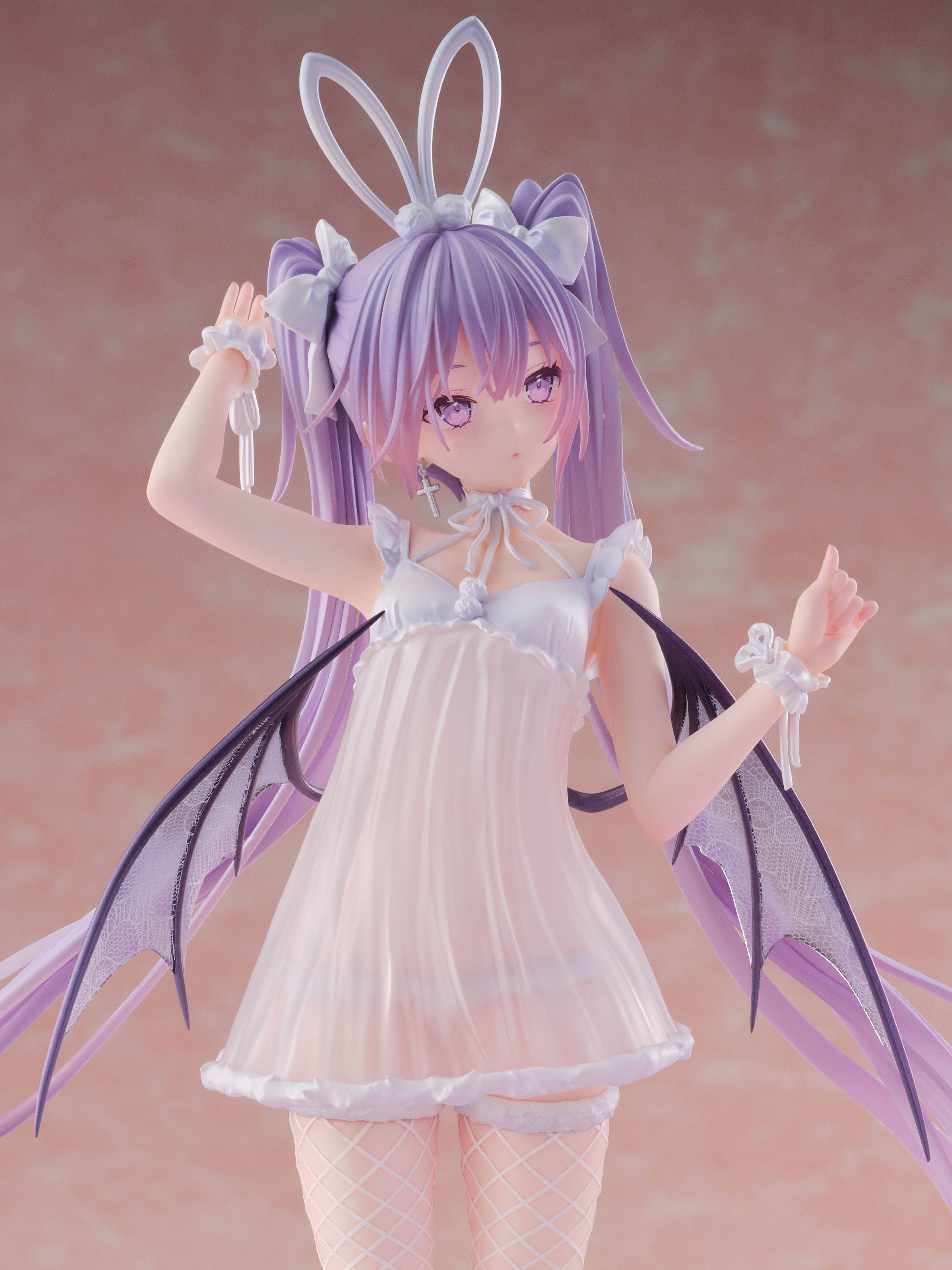 Figur Eve Usamimi Lingerie Ver. tampak belakang dengan bonus part