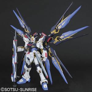 Gundam Seed Destiny - Strike Freedom Gundam Plastic Model [1/60 PG / Bandai]