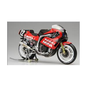 Suzuki GSX-R750 Yoshimura 1986 1/12: TT-F1 Specification - Plastic Model (BIKE2) [Fujimi]